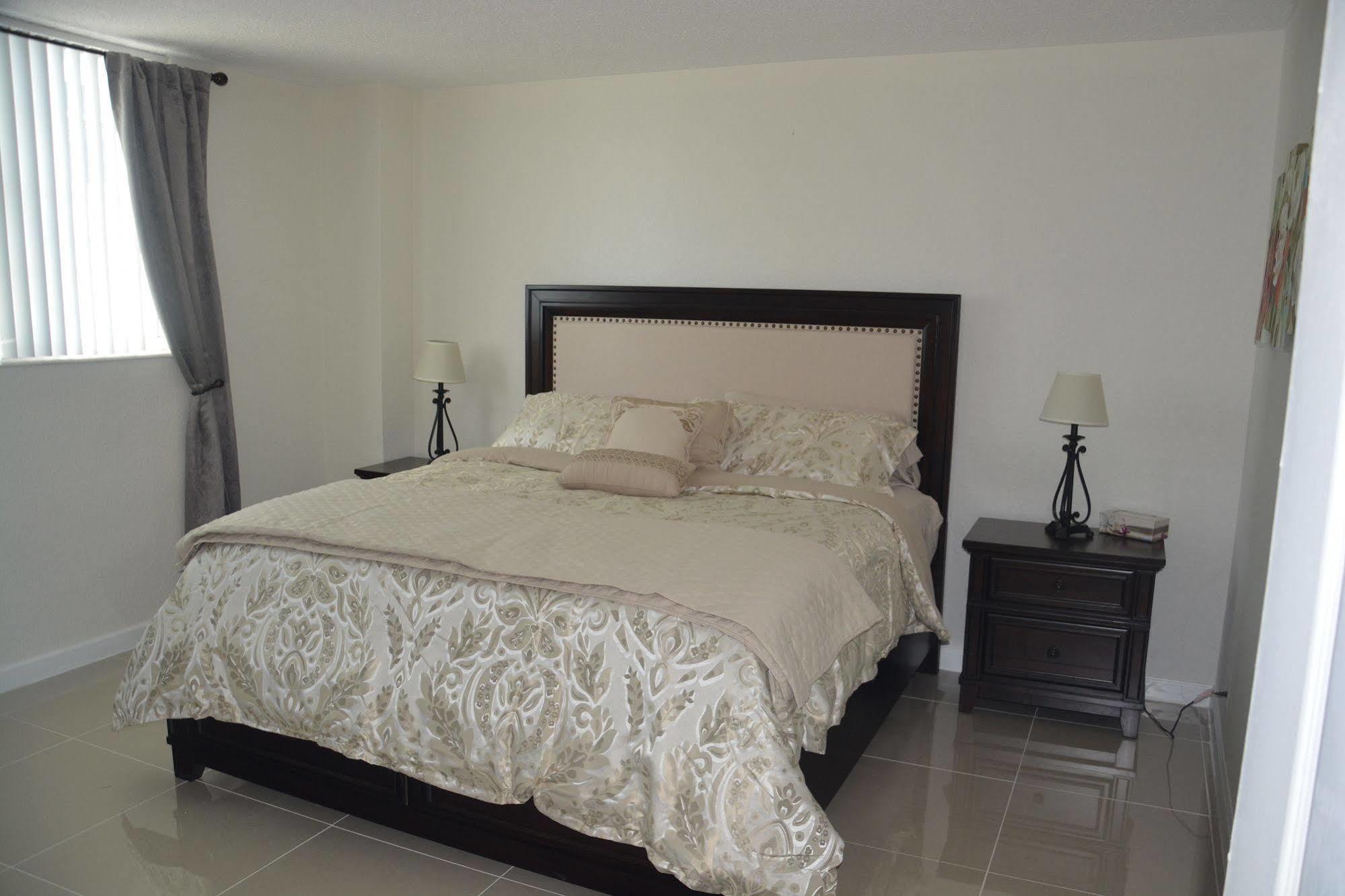 Apartments At Sian Residences Hallandale Beach Exterior foto